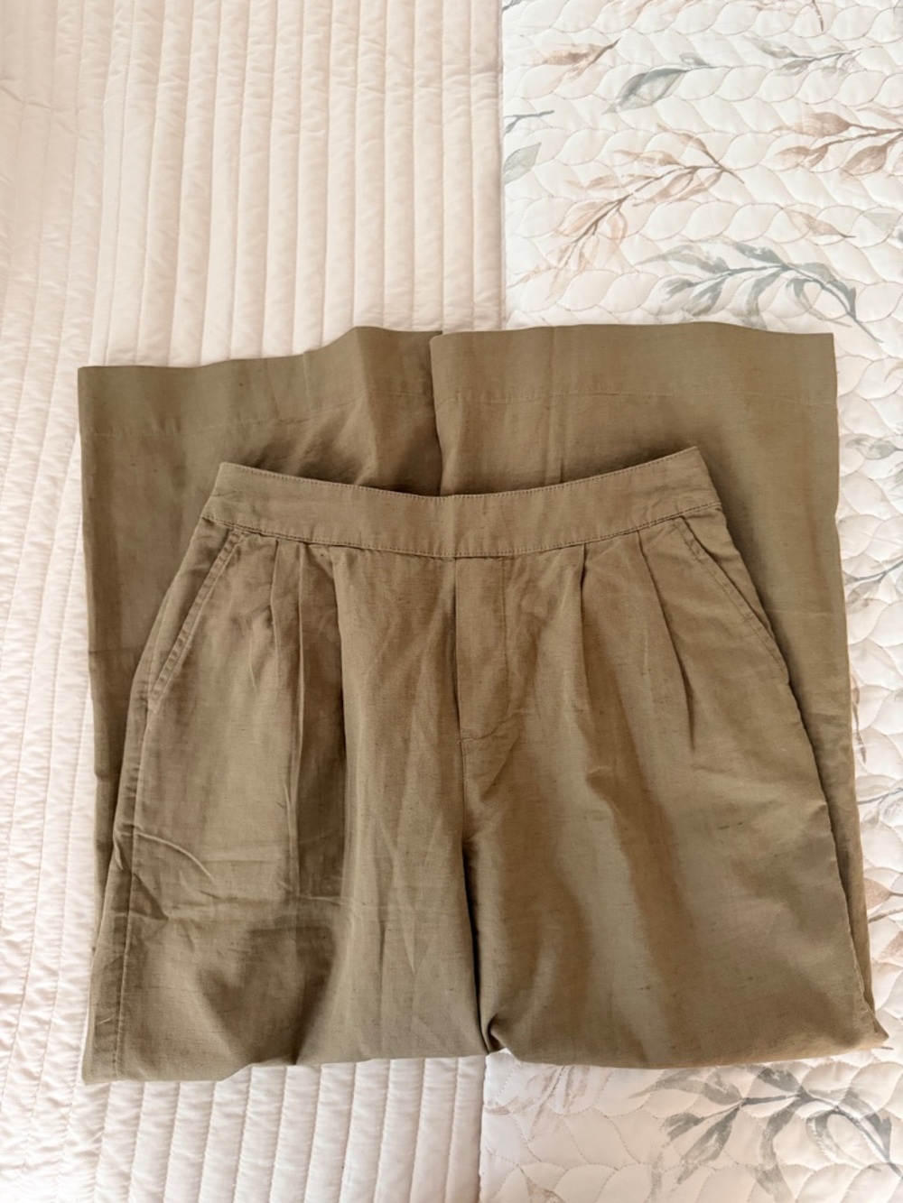 PACT Canopy Linen Blend Pleated Trouser in Khaki Green Size M - Picture 5 of 9